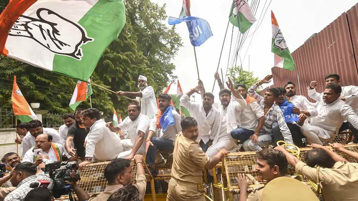 महंगाई और बेरोजगारी के खिलाफ कांग्रेस का विरोध, दिल्ली पुलिस ने मामला किया दर्ज