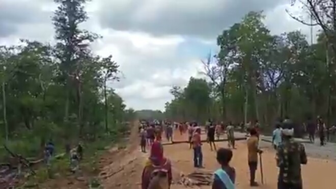 छत्तीसगढ़ः सुरक्षाबलों की फायरिंग में शांतिपूर्ण प्रदर्शन कर रहे  9 ग्रामीणों की मौत, कई घायल, सुकमा मुठभेड़ पर उठे सवाल