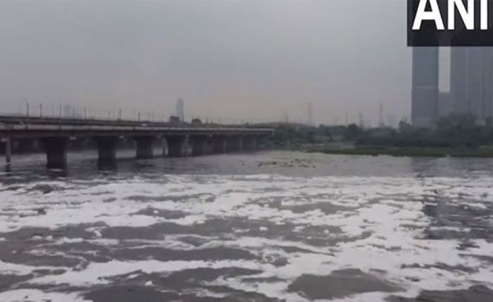 हाई अलर्ट पर दिल्ली: यमुना का जलस्तर 206. 24 मीटर तक पहुंचा, खतरे के निशान को किया पार