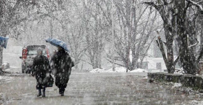 जम्मू-कश्मीर और अरुणाचल प्रदेश में हल्की बारिश और बर्फबारी की संभावना