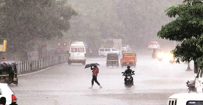 केरल और कर्नाटक में तेज बारिश की संभावना, महाराष्ट्र और तमिलनाडु में मानसून कमजोर