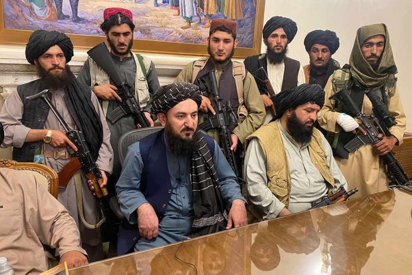 चीन का 'तालिबानी' राग, बोला- अफगानिस्तान के साथ 'मैत्रीपूर्ण संबंध' विकसित करना चाहता