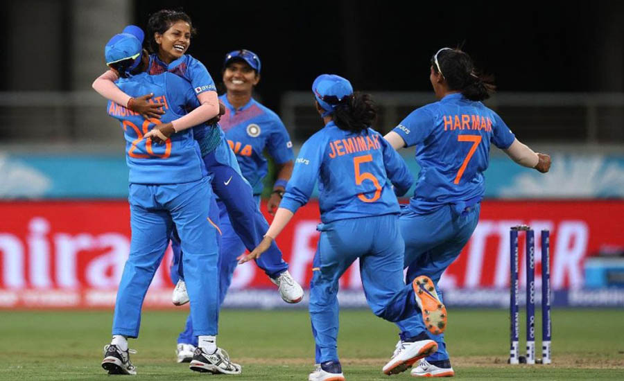 महिला टी-20 विश्व कप: भारत ने जीता अपना पहला मैच, ऑस्ट्रेलिया को दी 17 रनों से मात