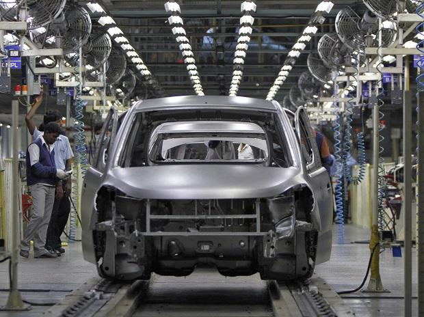 कोरोना वायरस भारतीय ऑटो उद्योग के लिए नया संकट, उत्पादन 8.3 फीसदी घटेगाः फिच