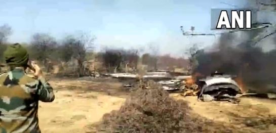 मध्य प्रदेश के मुरैना में बड़ा हादसा, फाइटर प्लेन सुखोई-30 और मिराज हुए क्रैश, एक पायलट की मौत
