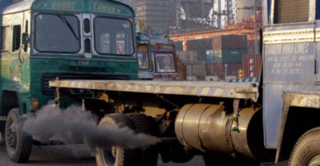 दिल्ली में ट्रकों की एंट्री पर 1 नवंबर से ग्रीन टैक्स