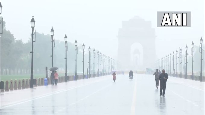 दिल्ली में बारिश का कहर, अगले दो दिनों के लिए मौसम विभाग ने दी ये चेतावनी