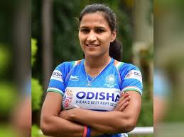 हॉकी इंडिया ने राजीव गांधी खेल रत्न पुरस्कार के लिए महिला टीम की कप्तान रानी रामपाल को किया नामित