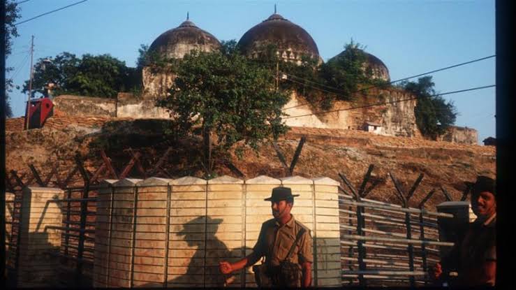 अयोध्या में विवादित जमीन रामलला विराजमान को मिली, मुस्लिम पक्ष को 5 एकड़ की वैकल्पिक जगह
