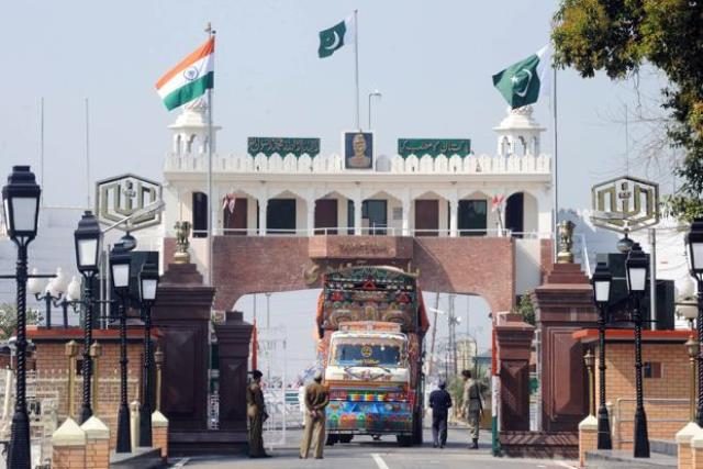 भारत ने पाकिस्तान के साथ कारोबार किया निलंबित, आतंकवाद पर लगेगा अकुंश
