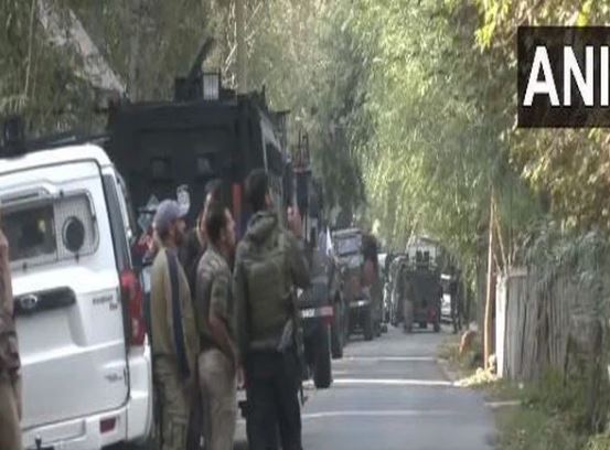 जम्मू-कश्मीर: बारामूला में नियंत्रण रेखा पर घुसपैठ की कोशिश कर रहे तीन आतंकवादी मारे गए