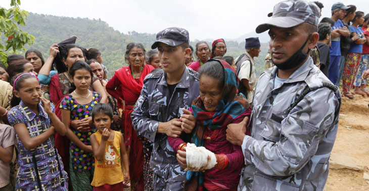 नेपाल तबाही: मौत का तांडव और जिंदगी की तलाश