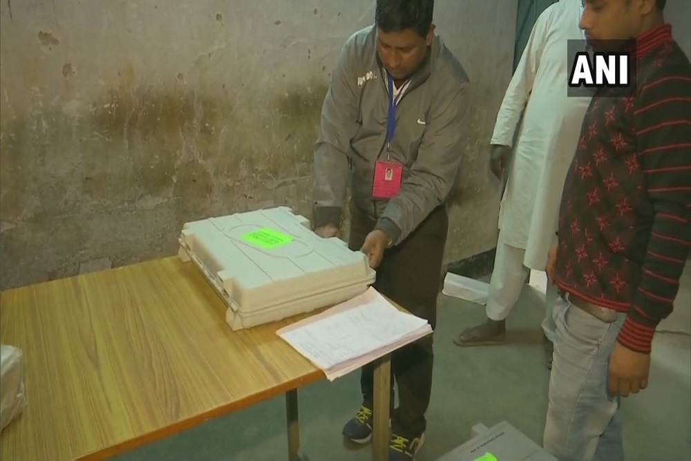 झारखंड विधानसभा के पहले चरण में 64.44 फीसदी वोटिंग, पिछले चुनाव से एक फीसदी ज्यादा