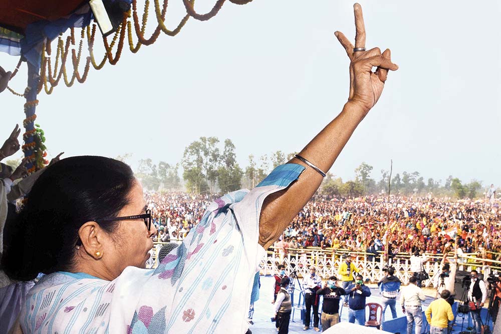 पश्चिम बंगाल चुनाव: जिस पर था ममता को सबसे अधिक भरोसा, वही अब बड़ी चुनौती; पहले चरण में 30 सीटों पर वोटिंग जारी