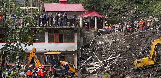 हिमाचल प्रदेश: आईएमडी ने 24 अगस्त तक जारी किया ऑरेंज अलर्ट; भूस्खलन के बाद शिमला में IIAS भवन खतरे में