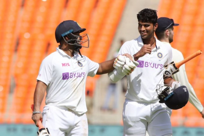 IND vs ENG: अहमदाबाद टेस्ट में ऋषभ पंत का ताबड़तोड़ शतक, भारत ने बनाए सात विकेट पर 294, 89 रन की बढ़त