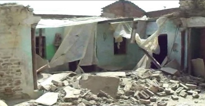 उत्तर प्रदेश के संभल में सांप्रदायिक तनाव, कई घरों में आगजनी और लूटपाट