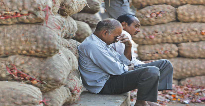 प्याज किसानों को दो रुपये के अनुदान के बाद भी नहीं मिलेगी लागत-राजू शेट्टी