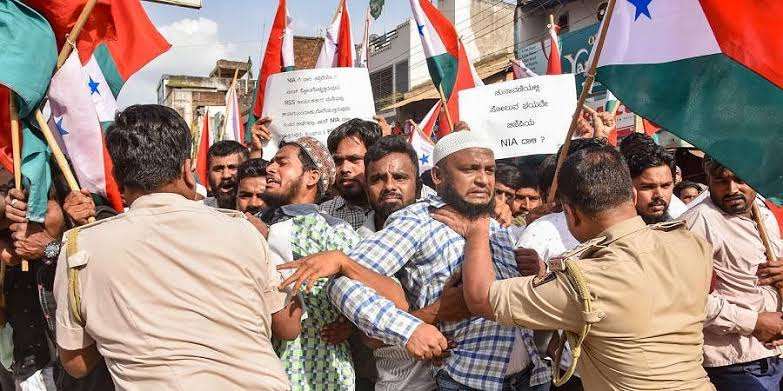पीएफआई के विरोध प्रदर्शन में लगे 'पाकिस्तान जिंदाबाद' के नारे, एकनाथ शिंदे ने दिया कार्यवाई का आदेश