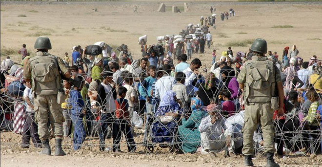 यूरोप से गुजरने वाले नए प्रवासी मार्ग पर हजारों लोग फंसे