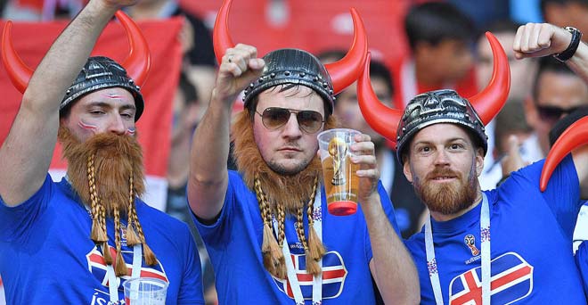 फुटबॉल के जोश ने बढ़ाई रूस में बीयर की खपत
