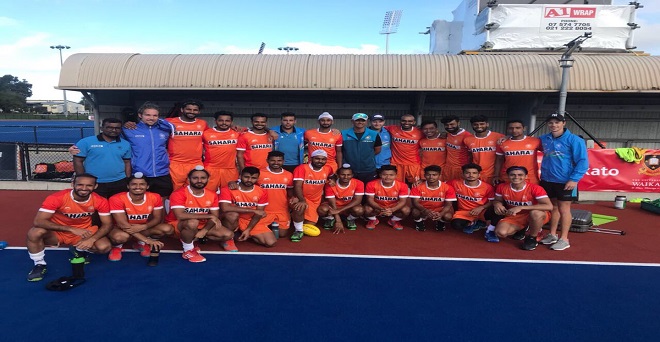 न्यूजीलैंड में अचानक हॉकी टीम का मनोबल बढ़ाने पहुंचे राहुल द्रविड़