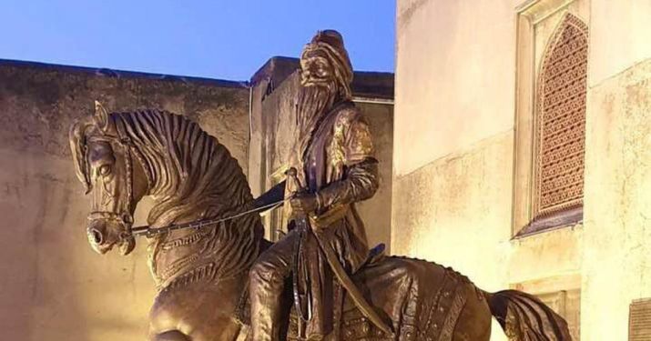 लाहौर में महाराजा रणजीत सिंह की प्रतिमा तोड़ी, दो कट्टरपंथी गिरफ्तार