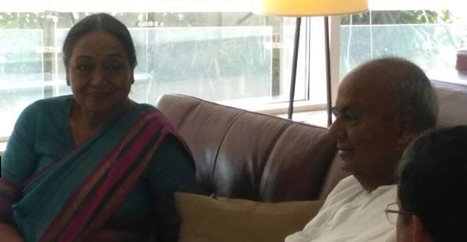 राष्ट्रपति चुनाव: मीरा कुमार ने की पूर्व पीएम एचडी देवगौड़ा से मुलाकात