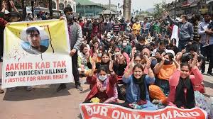 जम्मू-कश्मीरः राजनीतिक दलों ने कश्मीरी पंडित और डोगरा कर्मचारियों की मांगों का किया समर्थन, एलजी ने दिया था ये बयान