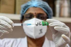 महाराष्ट्र सरकार ने कोविड वैक्सीनेशन पर लगाई रोक, हो गई ये दिक्कत