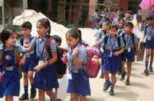 उत्तर प्रदेश में खुले एक से पांचवीं कक्षा तक के स्कूल, राज्य सरकार द्वारा जारी गाइलाइन