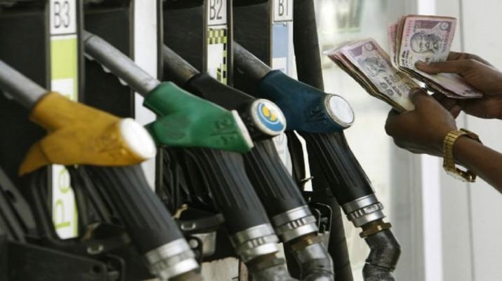पेट्रोल 1.59 रुपये, डीजल 1.31 रुपये महंगा, पर सऊदी अरब ने कहा- भारत को पूरी सप्लाई देंगे