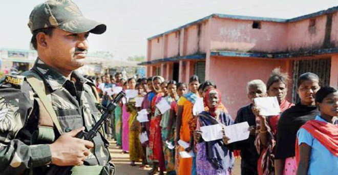 पश्चिम बंगाल: शुरुआती दो घंटे में 20 प्रतिशत से ज्यादा मतदान