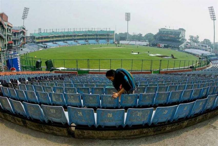 IPL 2021 : सफाई कर्मचारी की मदद से दिल्ली में सट्टेबाजी ? BCCI ने बताई पूरी साजिश