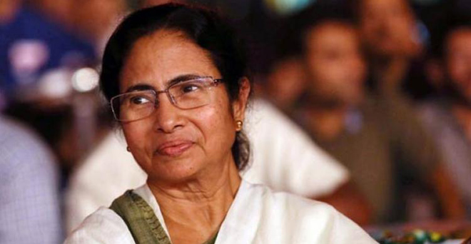 पंश्चिम बंगाल: कांग्रेस के दो विधायकों समेत कई पार्षदों ने थामा तृणमूल का दामन