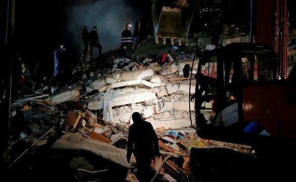 तुर्की, सीरिया में भूकंप से मरने वालों की संख्या बढ़कर हुई 4000, मलबे में जीवित लोगों की तलाश जारी
