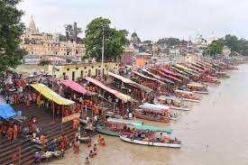 अयोध्या: सरयू नदी में स्नान करते एक ही परिवार के 12 लोग डूबे, छह को बचाया गया