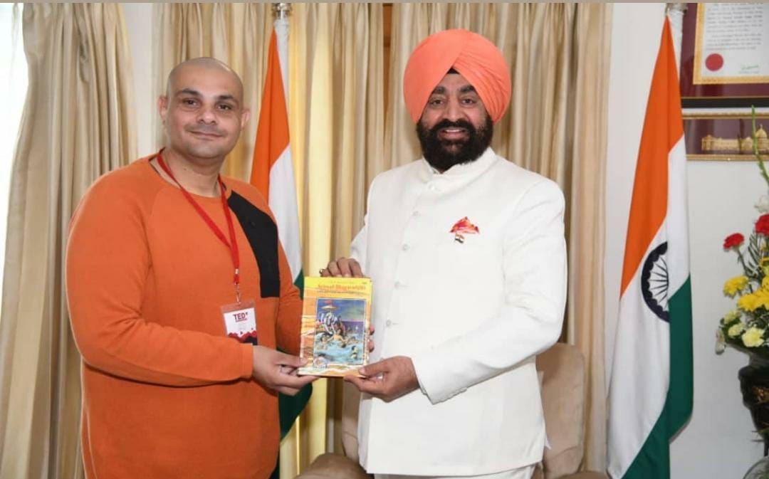 मोटिवेशनल स्पीकर तरुण राज अरोड़ा ने की उत्तराखंड के राज्यपाल से भेंट, राज्यपाल बोले- गीता समस्त संसार का सार