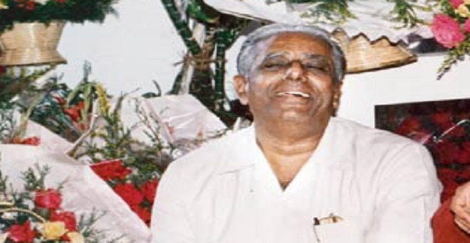 पूर्व सांसद और स्मिता पाटिल के पिता शिवाजीराव पाटिल का निधन