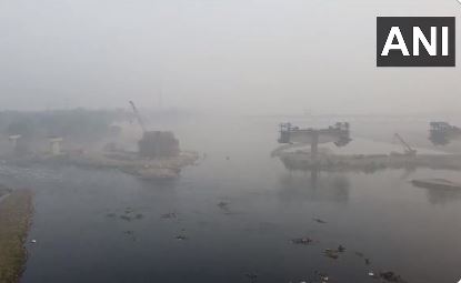 दिल्ली में प्रदूषण से नहीं मिल रही राहत, हवा की गुणवत्ता 'बहुत खराब' श्रेणी में बरकरार, जानें आज का एक्यूआई