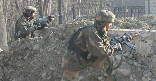 घुसपैठ : कश्‍मीर में चार अातंकी को मार गिराया, 1‍ जिंदा पकड़ाया