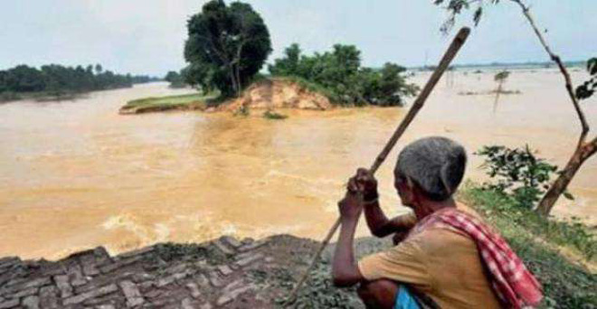बाढ़ से प्रभावित केरल सरकार ने किसानों के लिए कर्ज चुकाने की समयसीमा बढ़ाई गई