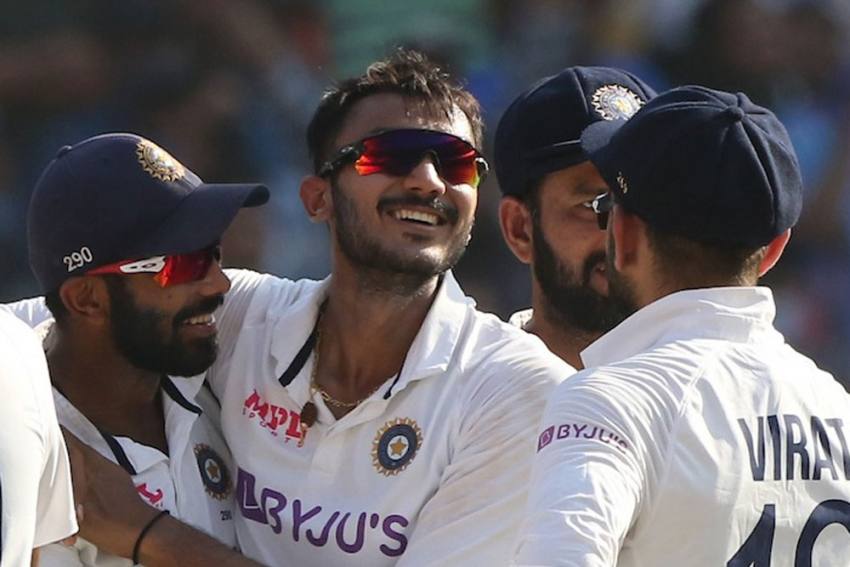 अहमदाबाद टेस्ट:  भारत को जीत के लिए 49 रन की जरूरत, इग्लैंड 81 रन पर सिमटा