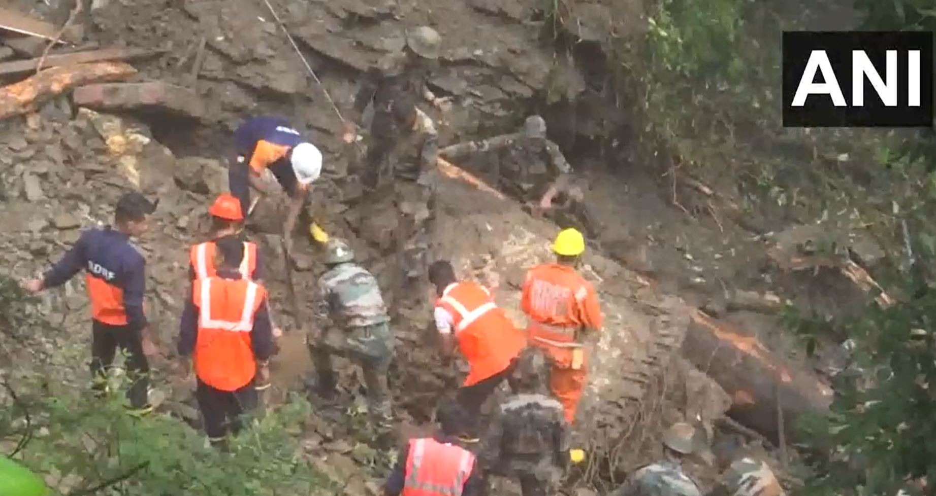 हिमाचल प्रदेश में बारिश और भूस्खलन का कहर, मरने वालों की संख्या बढ़कर 74 हुई
