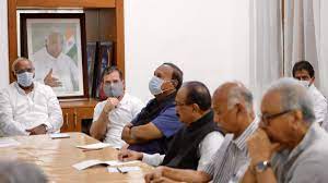 राहुल गांधी विवादः कांग्रेस अध्यक्ष खड़गे के आवास पर विपक्ष की बैठक में शामिल नहीं हुई शिवसेना