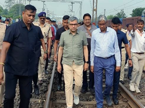 ओडिशा रेल हादसा: टीम के साथ 51 घंटे तक मैदान पर डटे रहे रेल मंत्री, दुर्घटना के बाद क्या-क्या हुआ?