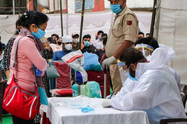 भारत में कोरोना संक्रमण का आंकड़ा जल्द चीन के करीब; 81,997 मामलों की पुष्टि, 2,649 मौतें