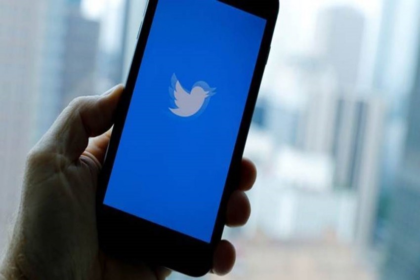 ट्विटर को राष्ट्रपति का पोस्ट हटाना पड़ा महंगा, देश में अनिश्चितकाल के लिए कर दिया गया बैन