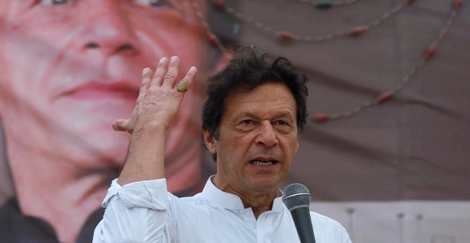 इमरान खान से पाकिस्तान की भ्रष्टाचार निरोधक इकाई ने की पूछताछ