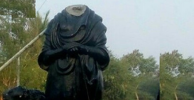 तमिलनाडु में एक बार फिर तोड़ी गई पेरियार की मूर्ति